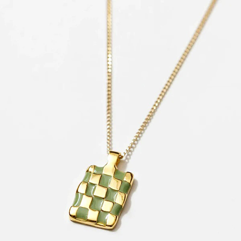 Collier à damier doré