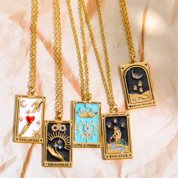 Diamond-studded Tarot Square Necklace